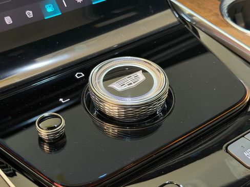 New 2026 Cadillac Escalade Platinum Sport AWD/4WD image 20