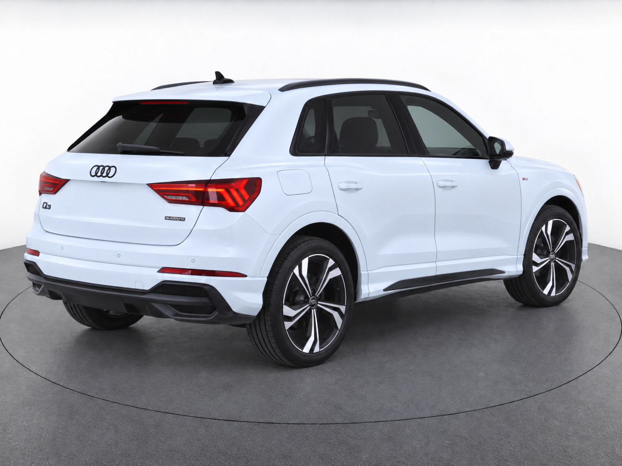 Used 2023 Audi Q3 2.0T Premium Plus AWD/4WD image 6