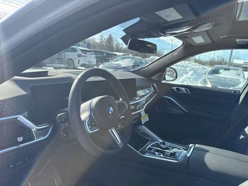 New 2026 BMW X6 M60i image 12