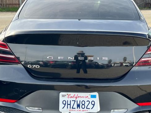 Used 2022 Genesis G70 2.0T image 16
