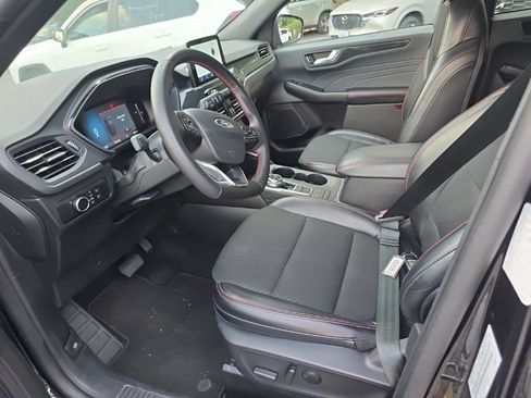 Used 2025 Ford Escape ST-Line AWD/4WD image 5