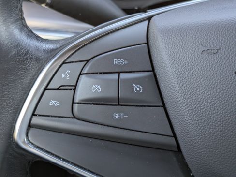 Used 2022 Cadillac XT5 Luxury image 17