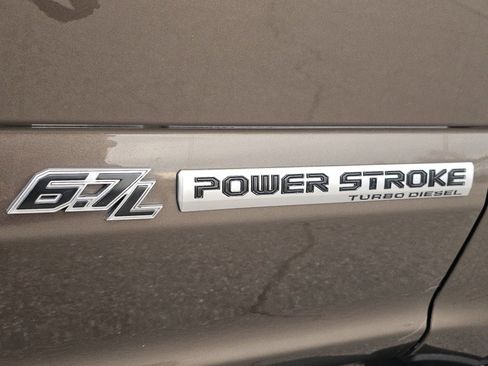 Certified 2017 Ford F250 XLT w/ XLT Value Package image 28