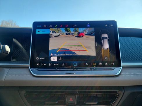 New 2026 Volkswagen Tiguan SE R-Line image 19