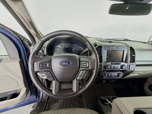 Used 2019 Ford F150 XLT w/ Equipment Group 302A Luxury AWD/4WD image 13
