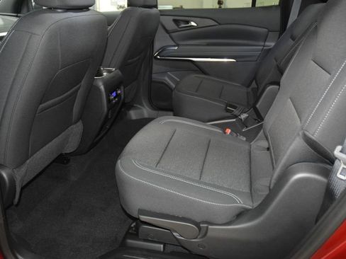 New 2026 Chevrolet Traverse LT w/ Driver Confidence Package FWD image 40