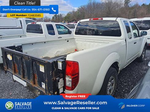 Used 2015 Nissan Frontier S RWD image 4