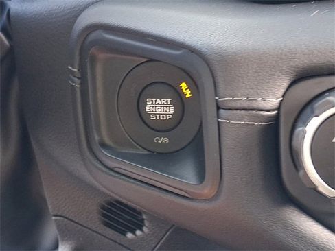 Certified 2024 Jeep Wrangler Unlimited Rubicon image 27