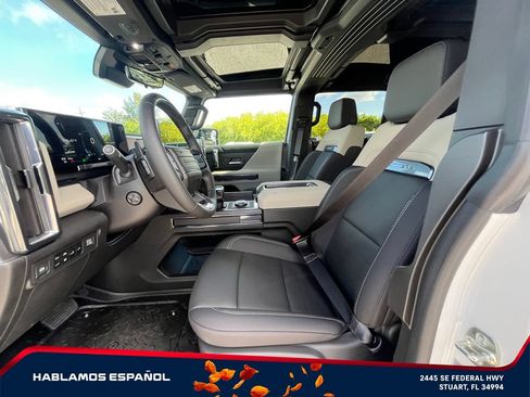 New 2026 GMC Hummer EV 4x4 Crew Cab image 10