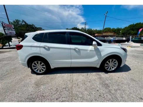 Used 2019 Buick Envision Essence FWD image 6