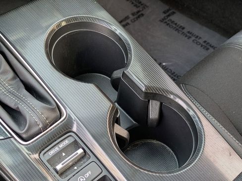 Used 2025 Honda Civic Sport image 19