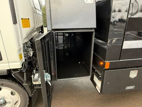 New 2024 Chevrolet Low Cab Forward image 12