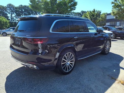 Used 2025 Mercedes-Benz GLS 580 4MATIC image 5