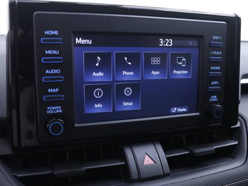 Used 2019 Toyota RAV4 XLE w/ Convenience Package AWD/4WD image 8
