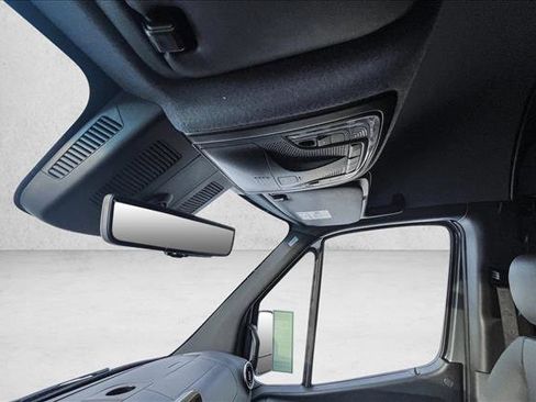 Used 2024 Mercedes-Benz Sprinter 2500 image 16