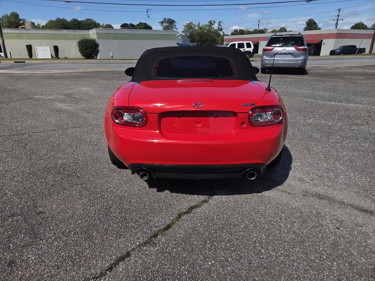 Used 2014 MAZDA MX-5 Miata Club RWD image 6