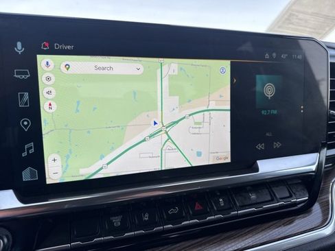 Used 2025 Chevrolet Silverado 2500 LT w/ Convenience Package image 3