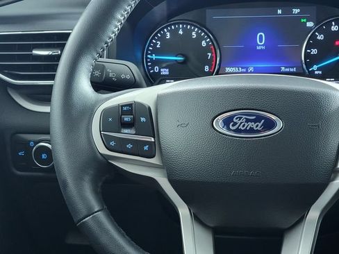 Used 2023 Ford Explorer XLT w/ Equipment Group 202A AWD/4WD image 28