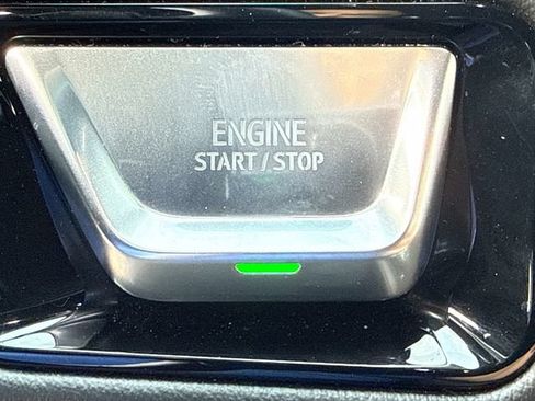Used 2025 GMC Yukon Elevation RWD image 26