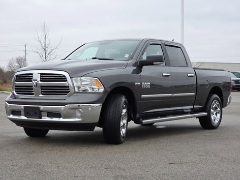 Used 2017 RAM 1500 Big Horn image 12