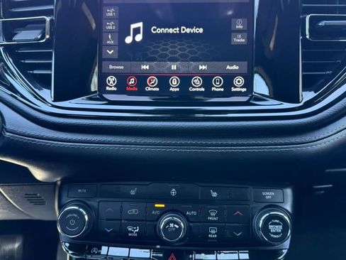Used 2021 Dodge Durango GT AWD/4WD image 36