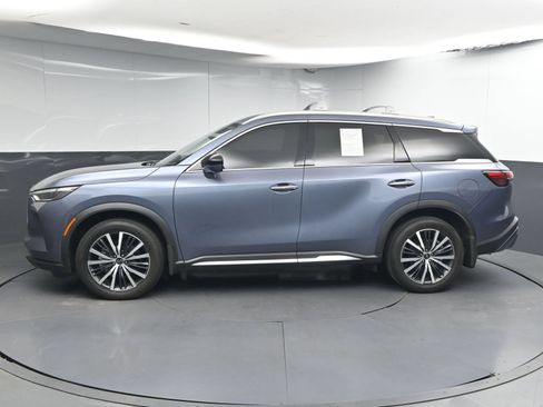 Used 2025 INFINITI QX60 Sensory AWD/4WD image 4
