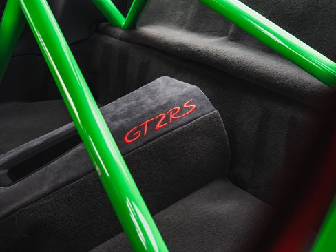 Used 2018 Porsche 911 GT2 RS RWD image 44