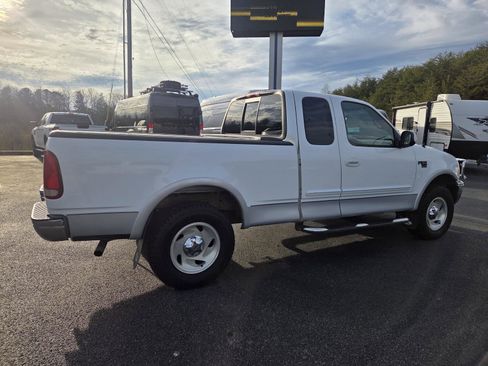 Used 2001 Ford F150 XLT image 5