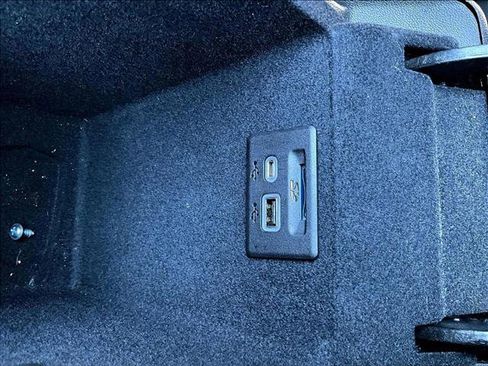 Used 2022 Cadillac XT6 Luxury image 26