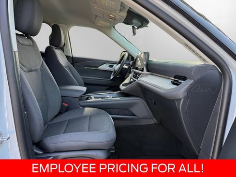New 2026 Ford Explorer Active AWD/4WD image 15