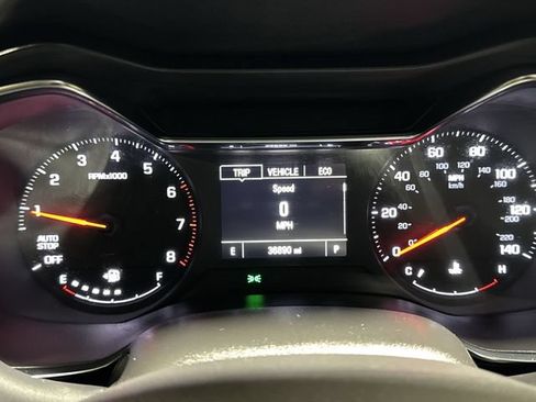 Used 2022 Chevrolet TrailBlazer LT w/ LPO, Blackout Package FWD image 15