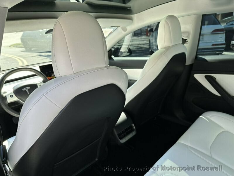 Used 2021 Tesla Model 3 Standard Range Plus RWD image 13