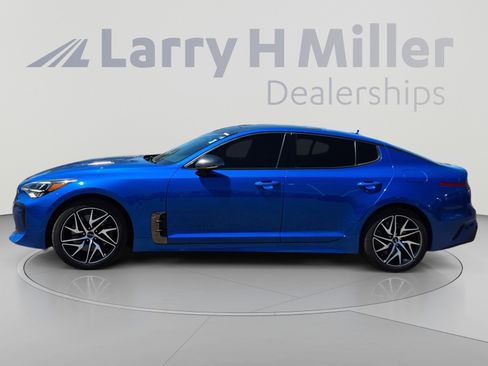 Used 2022 Kia Stinger GT-Line w/ Sun & Sound Package AWD/4WD image 2