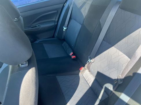 Used 2025 Nissan Versa SV image 33