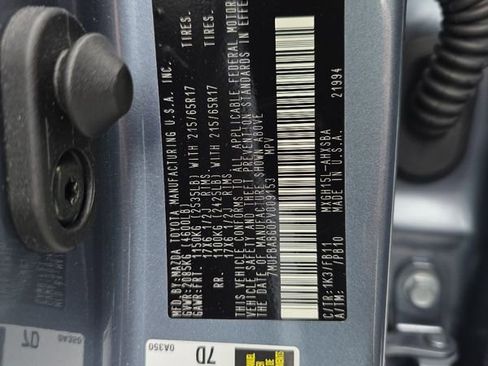 Used 2023 Toyota Corolla Cross AWD Hybrid w/ Moonroof Package image 37