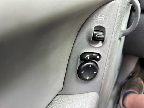 Used 2006 Jeep Liberty Sport AWD/4WD image 14