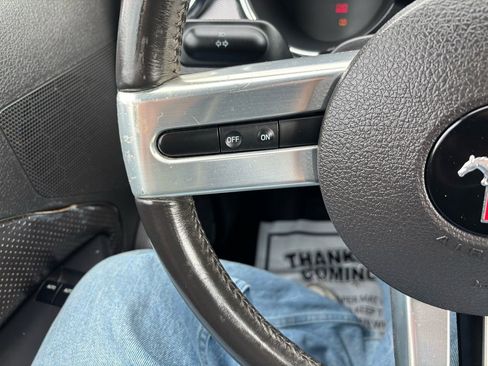 Used 2009 Ford Mustang GT image 14