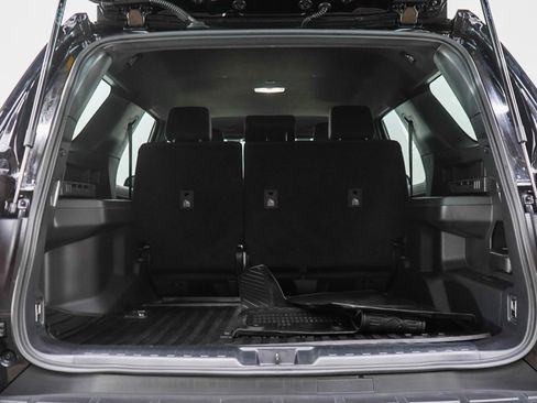 Used 2025 Toyota 4Runner SR5 image 17