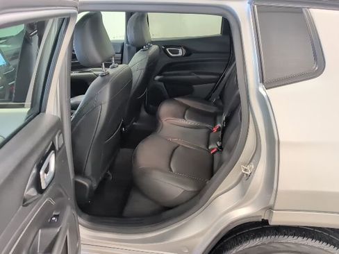 Used 2024 Jeep Compass Limited w/ High Altitude Package AWD/4WD image 26