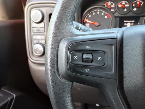 Used 2022 Chevrolet Silverado 1500 Custom Trail Boss AWD/4WD image 16