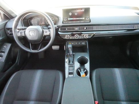 Certified 2025 Honda Civic Sport image 10