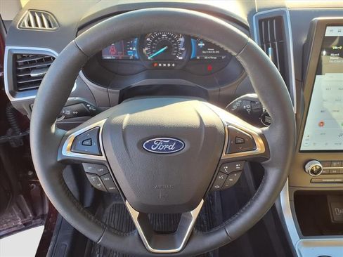Used 2024 Ford Edge SEL w/ Convenience Package image 28
