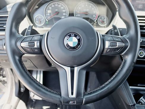 Used 2018 BMW M4 Coupe RWD image 22