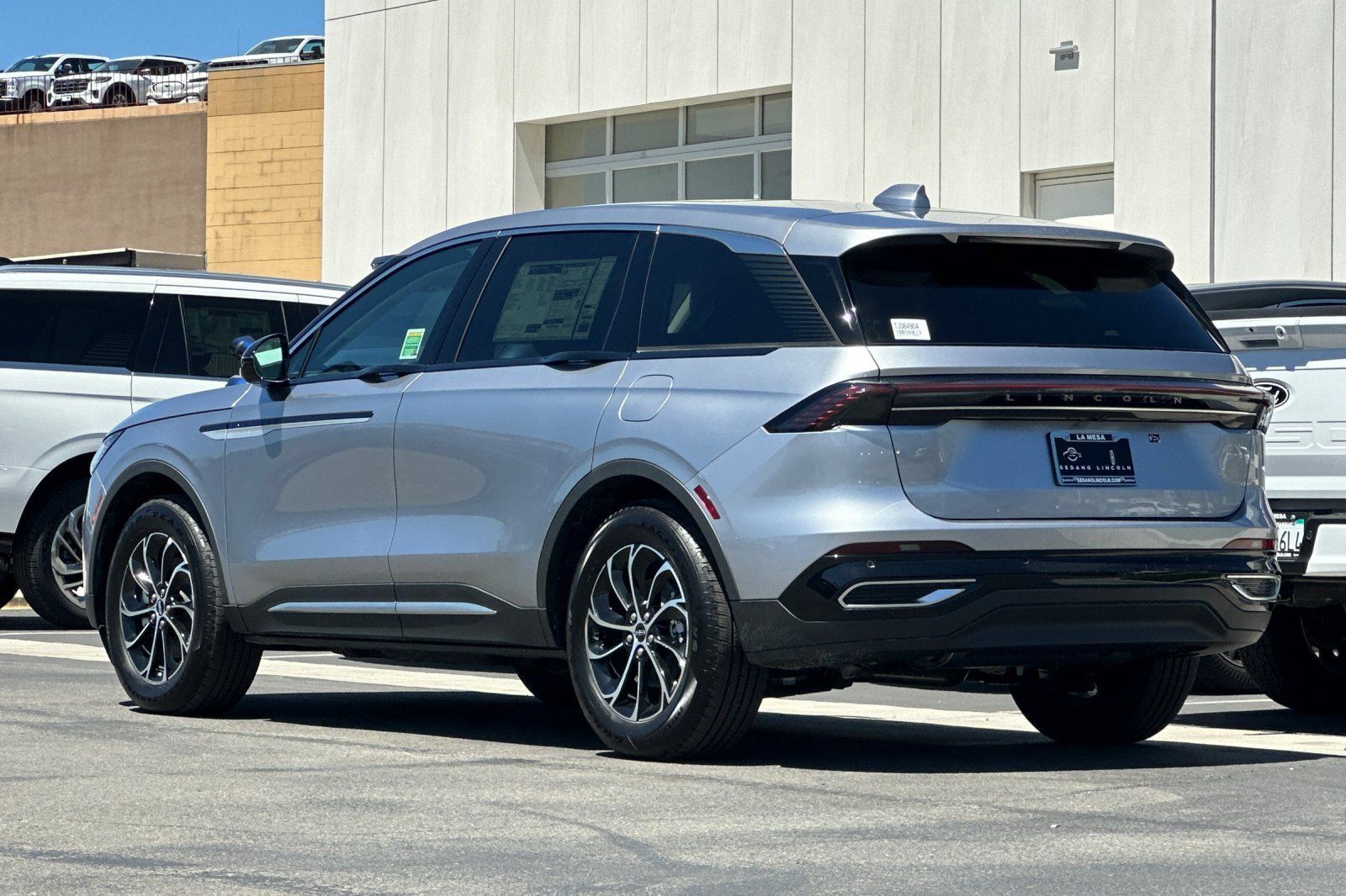 New 2026 Lincoln Nautilus Premier w/ Equipment Group 102A AWD/4WD image 5