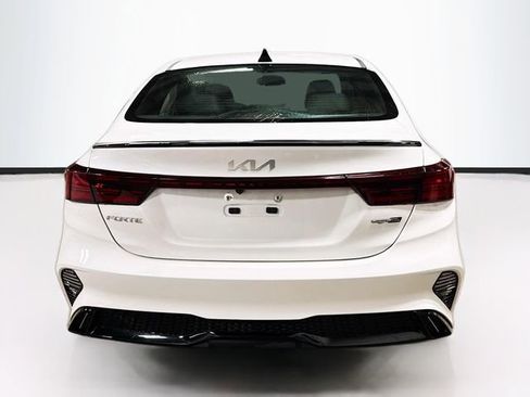 Used 2023 Kia Forte GT-Line w/ GT-Line Premium Package FWD image 6