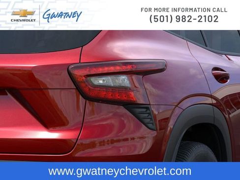 New 2026 Chevrolet Trax LS image 11