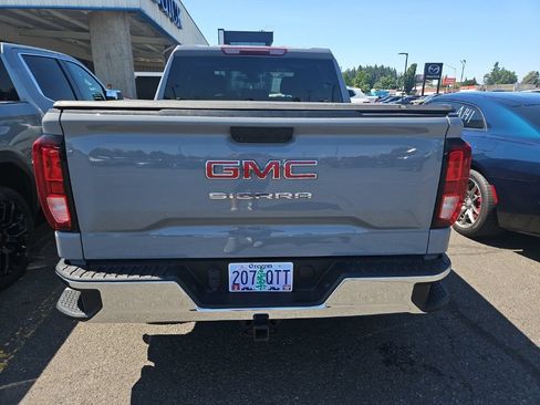 Used 2024 GMC Sierra 1500 Pro w/ Pro Value Package AWD/4WD image 8