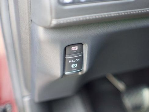 Used 2025 INFINITI QX80 Sensory AWD/4WD image 38