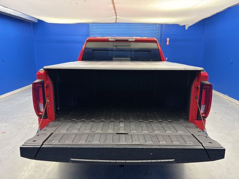 Used 2021 GMC Sierra 1500 SLT w/ SLT Premium Plus Package image 28