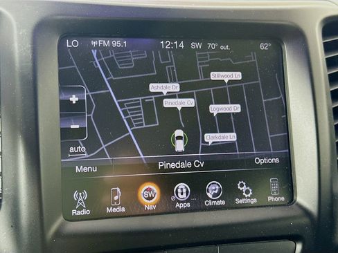 Used 2016 Jeep Cherokee 75th Anniversary image 15